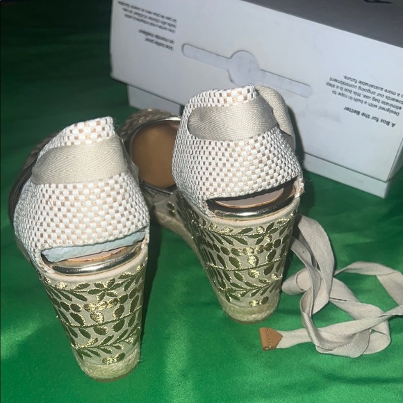 ALDO Women's Cream Espadrille Wedge Sandals size 8 - Picture 6 of 14